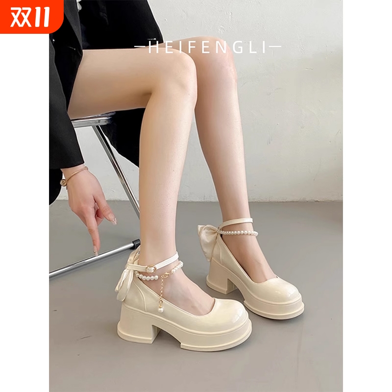法式珍珠一字扣单鞋女2025新款高跟鞋粗跟白色玛丽珍鞋厚底小皮鞋