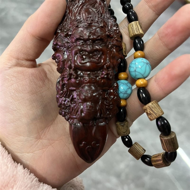 小叶紫檀大黑天n金刚降魔杵新款雕刻手把件精品雕刻