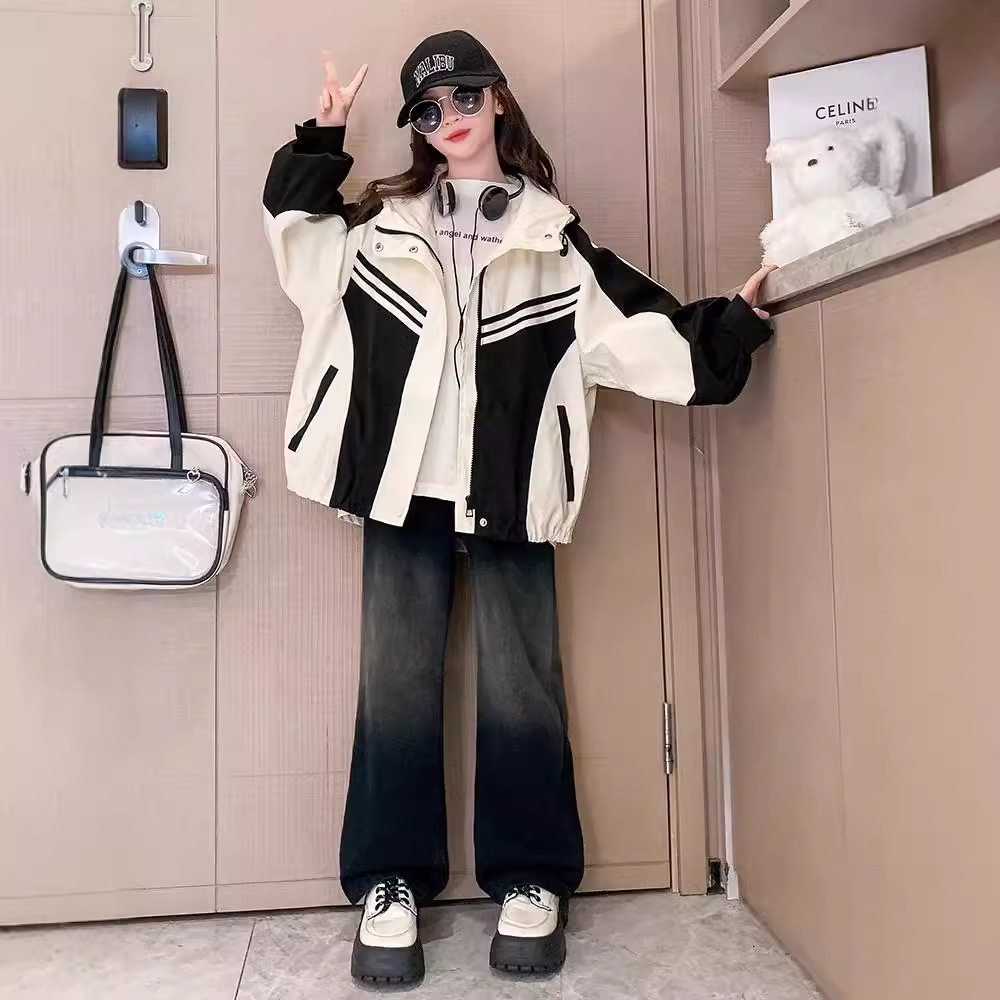 品牌专柜女童外套2025春秋新款大童夹克风衣上衣女孩儿童冲锋衣潮