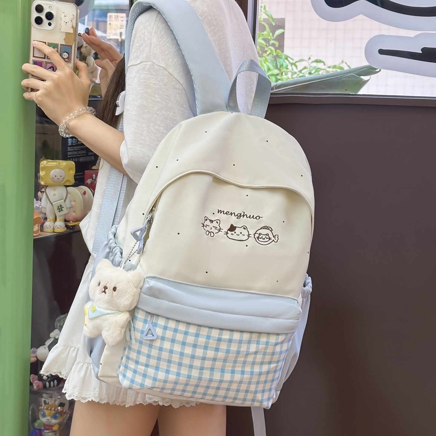 韩系可爱校园书包女初中高中生大容量百搭高颜值通勤轻便双肩背包