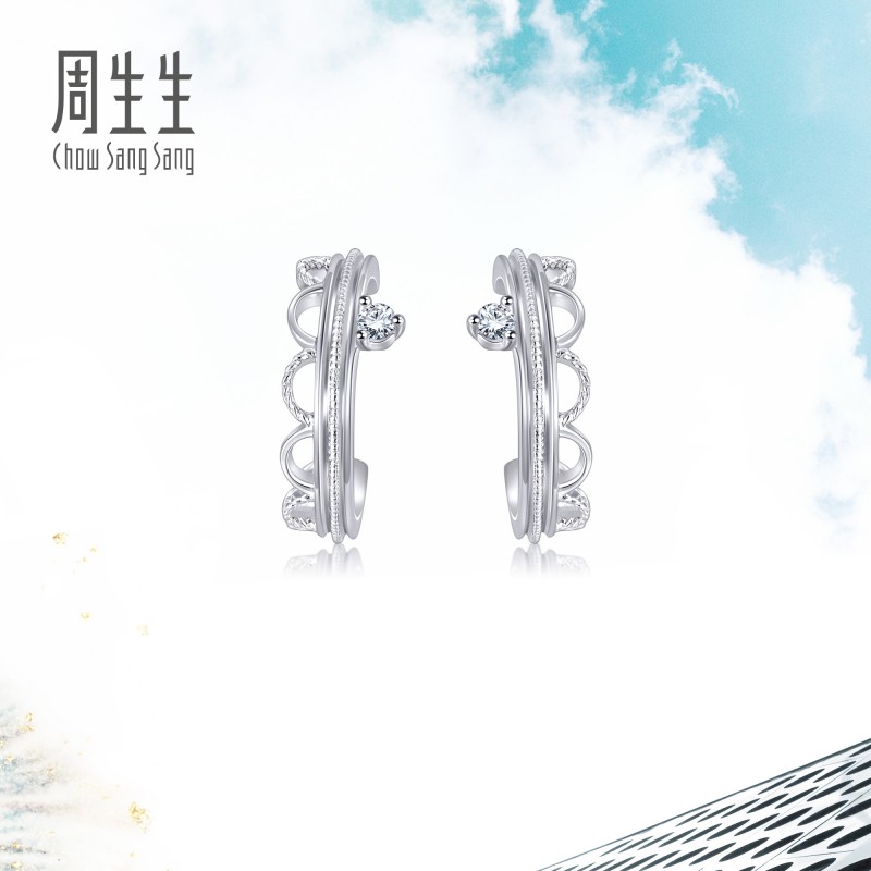 周生生Pt950铂金皇冠钻石耳钉