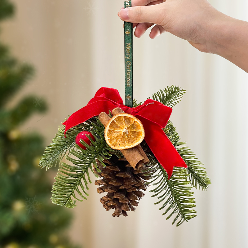圣诞节松果挂件装饰品2025门挂圣诞树挂饰车挂场景布置墙挂吊饰