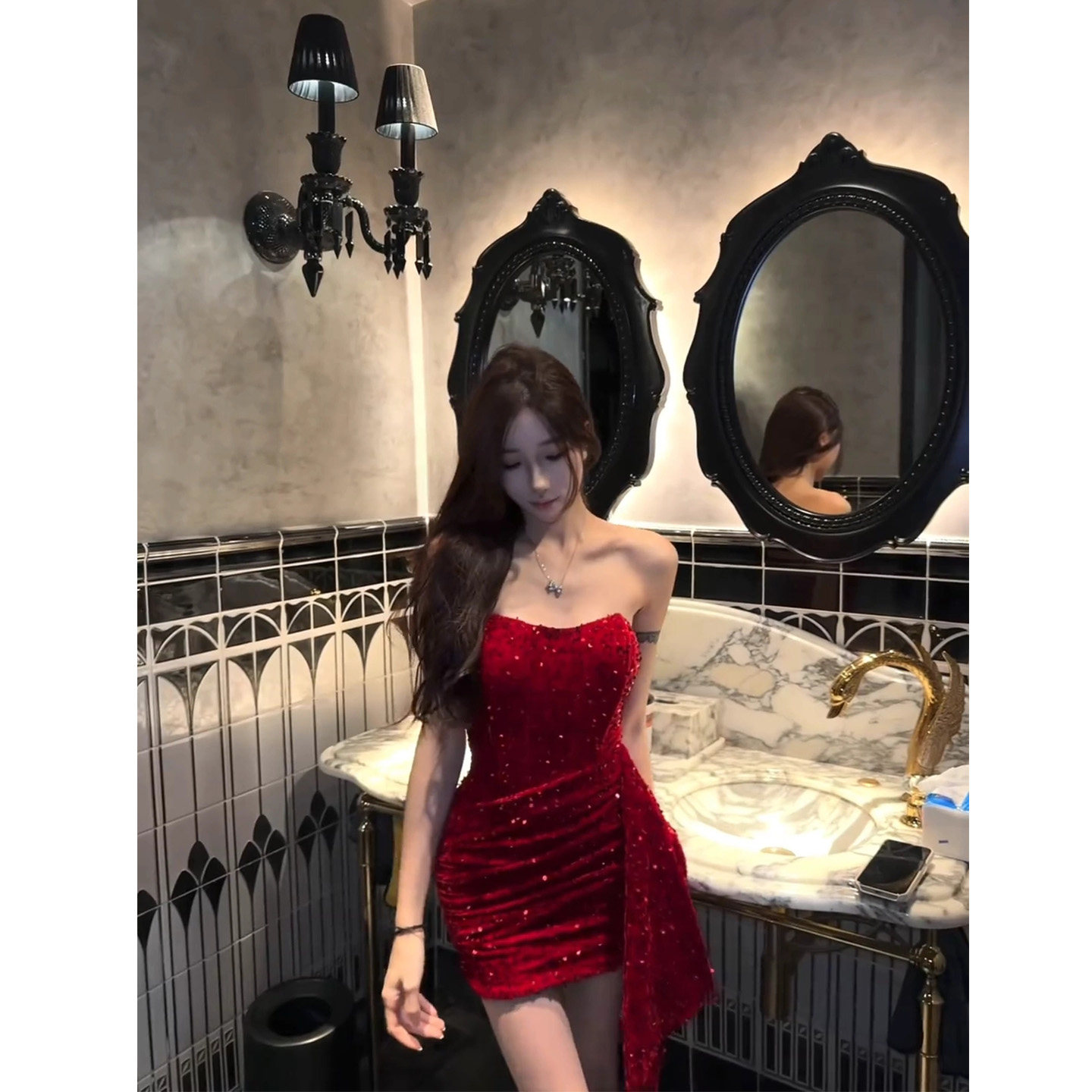 XZY 微胖辣妹性感红色抹胸亮片连衣裙女25年冬季修身礼服包臀短裙