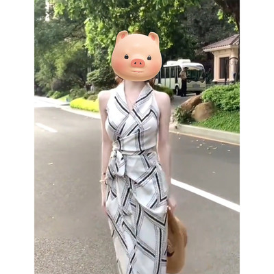 微胖复古老钱风系带无袖挂脖长裙