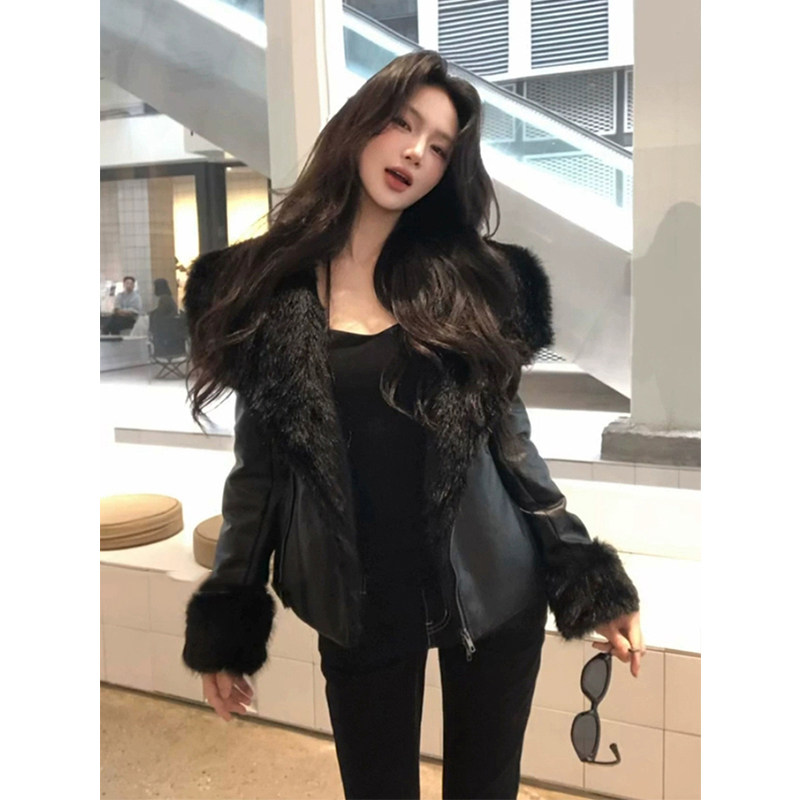 XZY 微胖御姐高级感黑色毛领短款外套女25年冬季气质收腰皮衣夹克,女装/女士精品,常规大码外套,淘宝优惠券,粉丝福利购,淘宝优惠卷