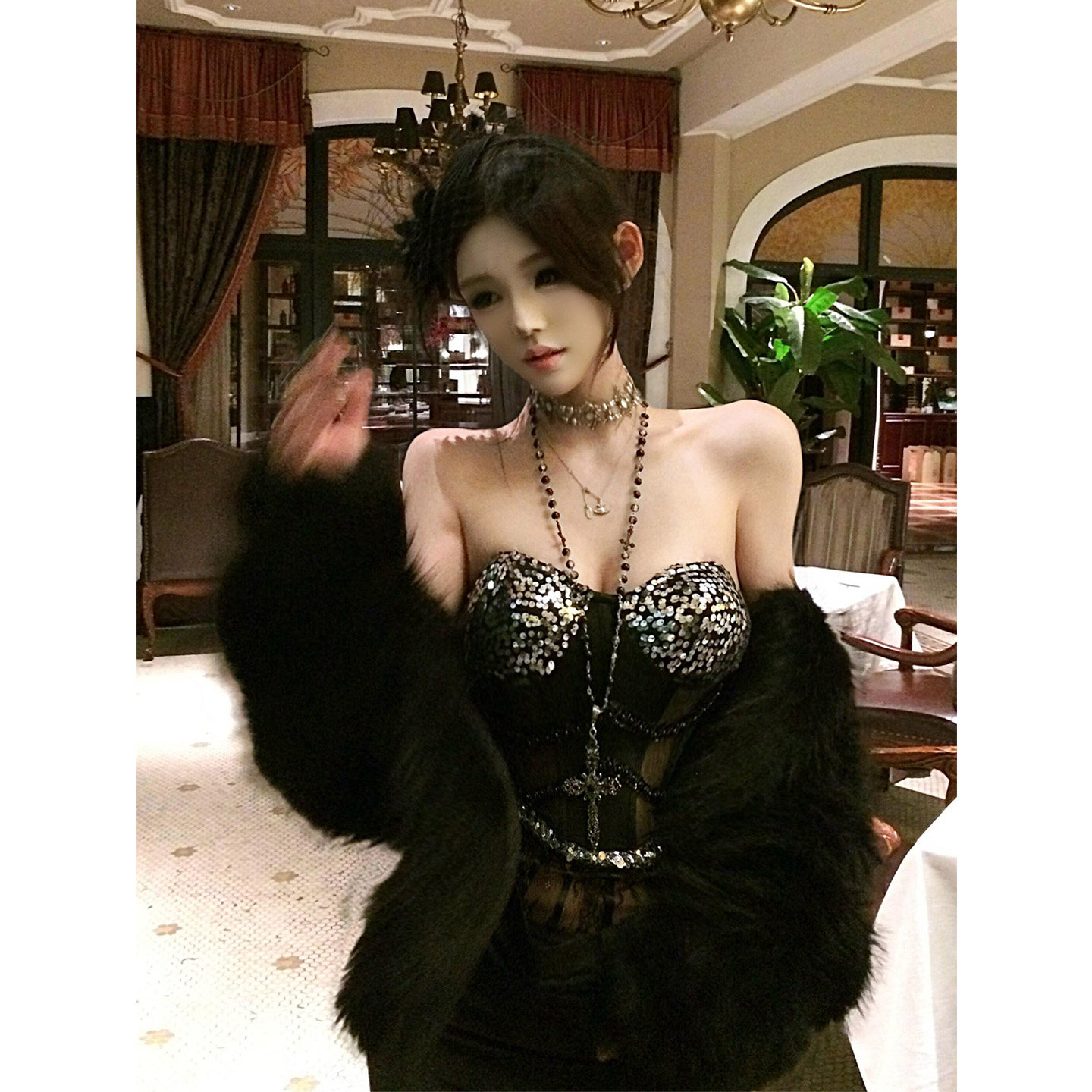 名媛气质重工亮片抹胸鱼骨胸衣