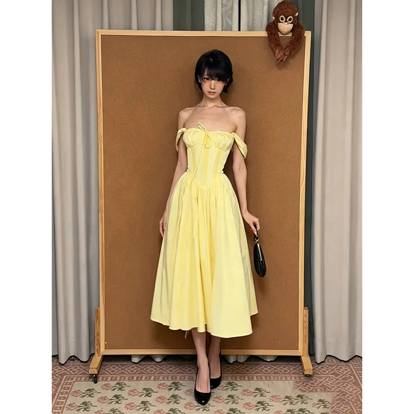 XZY 微胖法式性感鱼骨收腰黄色吊带连衣裙26女夏度假生日礼服长裙