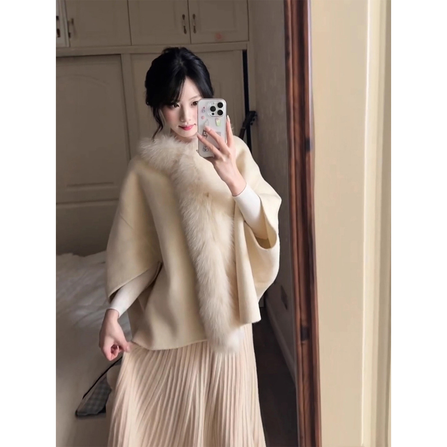 XZY 微胖名媛千金风毛领斗篷披肩上衣女25年冬季显瘦垂感半裙套装,女装/女士精品,大码套装,淘宝优惠券,粉丝福利购,淘宝优惠卷