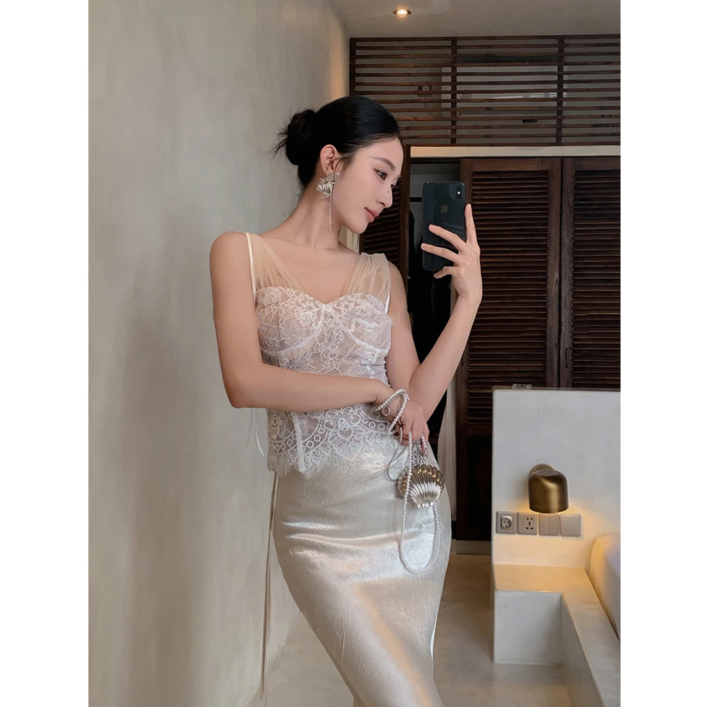 XZY 微胖法式气质网纱拼接蕾丝吊带上衣女高级感通勤半身裙两件套,女装/女士精品,大码套装,淘宝优惠券,粉丝福利购,淘宝优惠卷