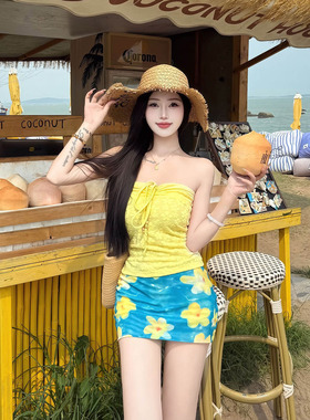 XZY/欣争艳 微胖mm多巴胺设计感辣妹抹胸上衣女25年夏度假风套装