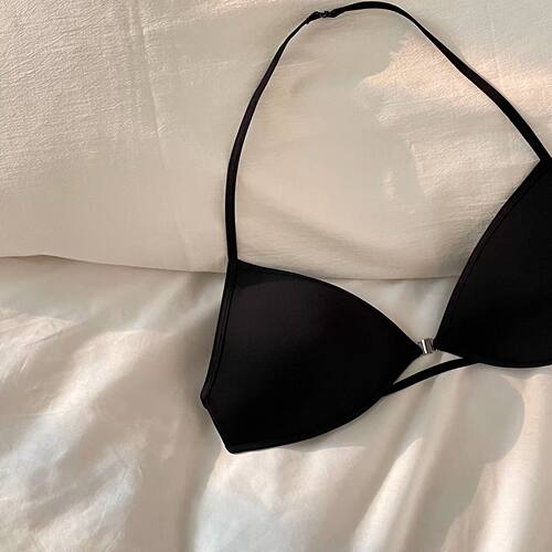 nobra的感觉太舒服啦！！法式性感纯欲美背前扣三角杯挂颈内衣女~