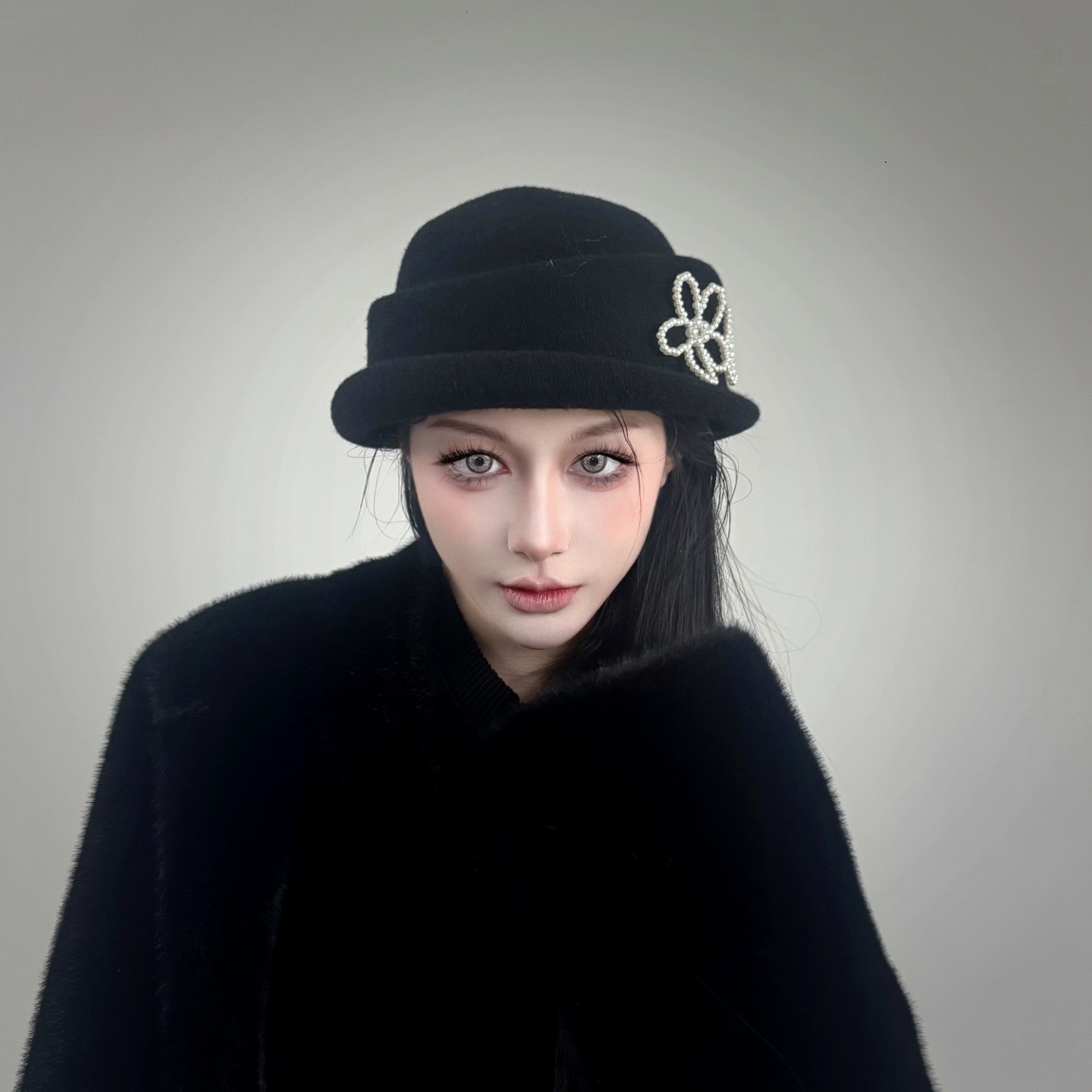 法式赫本风珍珠花针织卷边贝雷帽子女秋冬保暖高级感小礼帽毛线帽