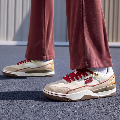 nike耐克女子运动篮球鞋