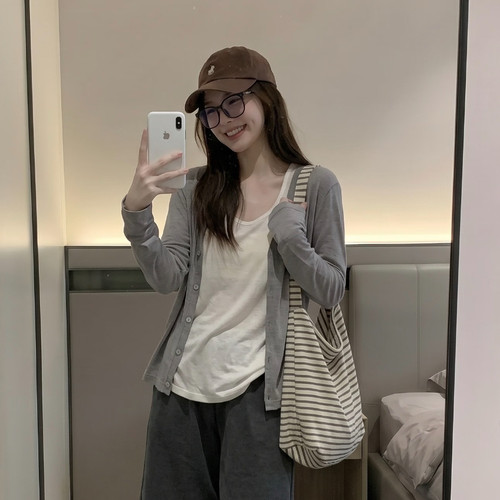 天丝羊毛圆领修身吊带背心女