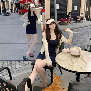 藏蓝色吊带包臀连衣裙女夏巨好看漂亮两件套装初夏绝美掐腰短裙子