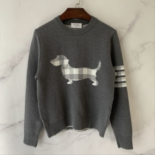胸口小狗图案提花工艺圆领毛衣 BACK™ 现货中 TAYLOR 新款