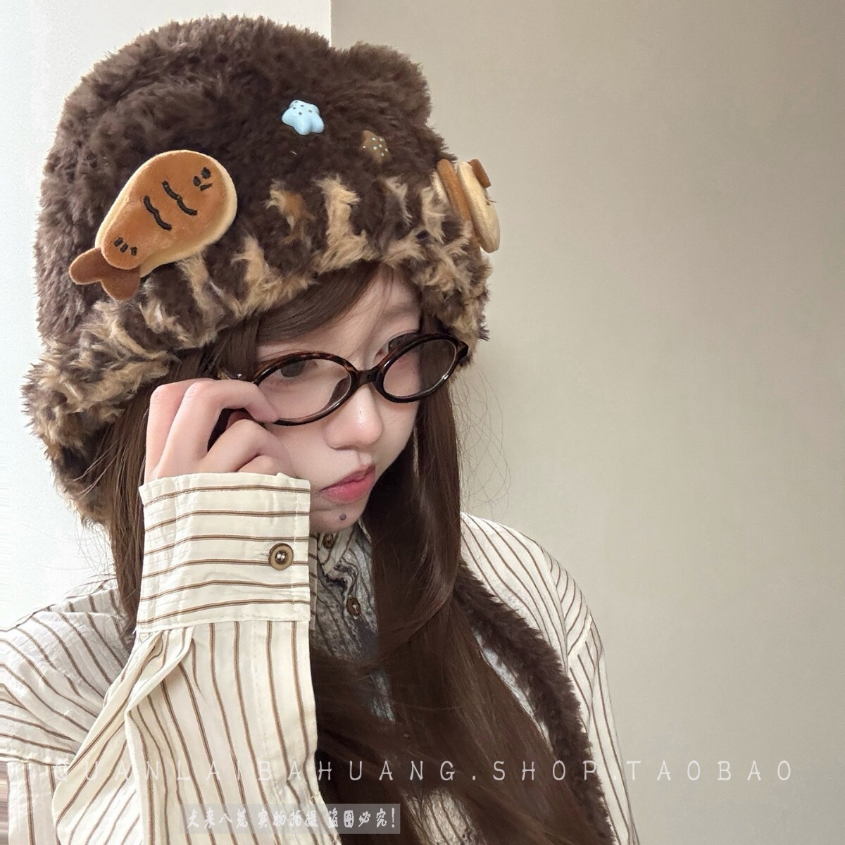 护耳帽子防寒秋冬针织毛线帽小鱼猫咪毛绒雷锋咖色保暖小显脸帽女