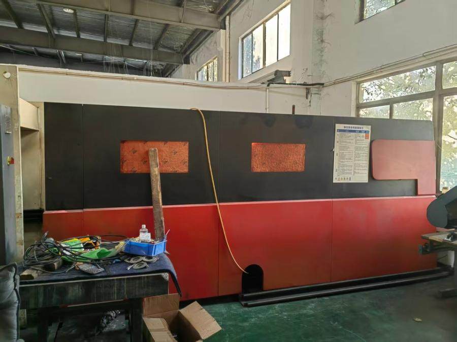 1月25日苏州三台设备网络拍卖公告