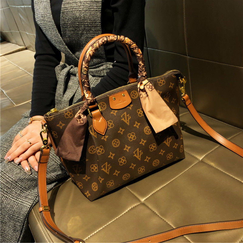 lv&fa官方旗舰店专柜真皮女包流行高级手提包休闲斜挎单肩托特包