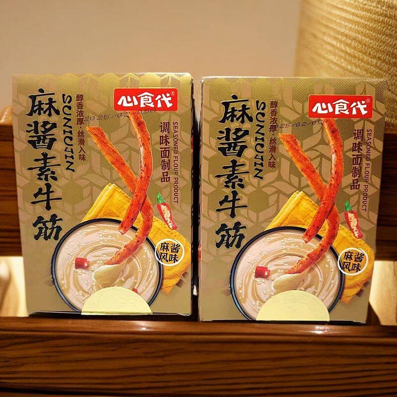 新货心食代麻酱牛筋辣条素牛板筋童年零食怀旧小吃便宙经典休闲小