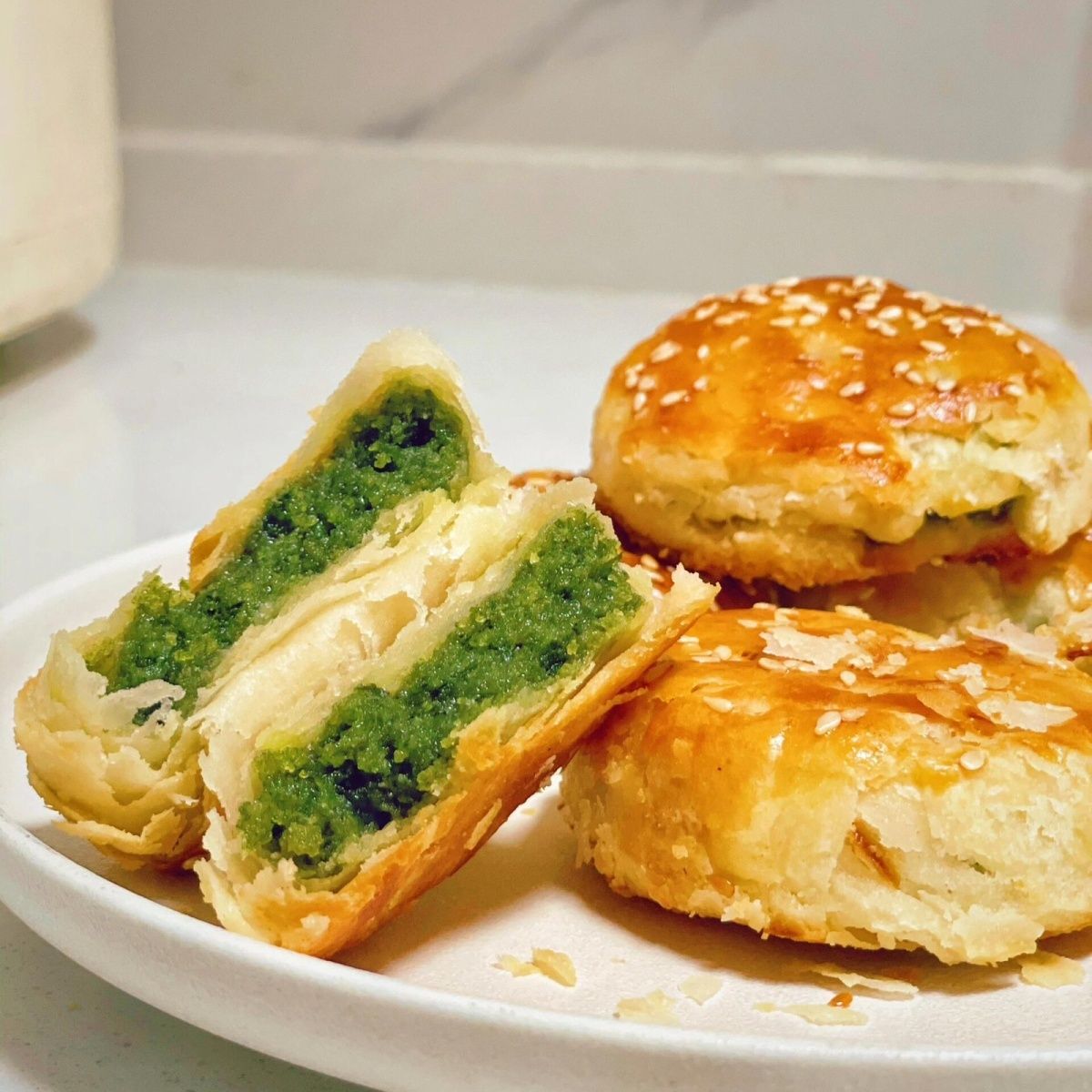 紫阳街海苔饼台州临海特产糕点中秋月饼当天现做现发