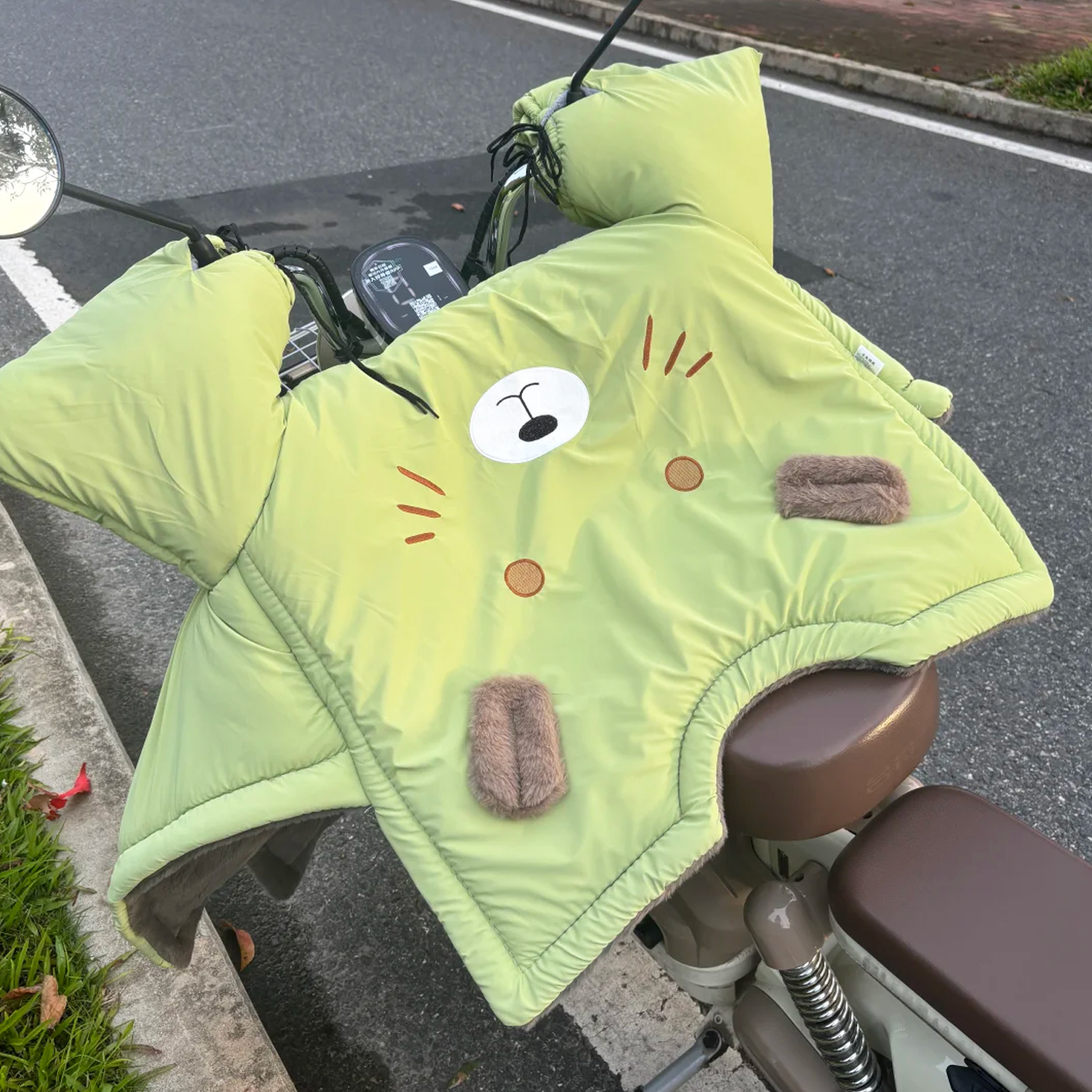 2025新款电动车挡风被冬季适用爱玛雅迪护腿带小孩电瓶车防风罩