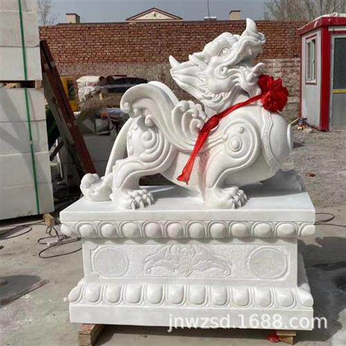 汉白玉雕刻龙头龟图片景观石雕龙头吐水制造厂园林石头龟造价