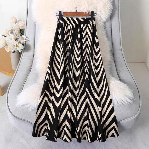 Women's Minimalist Striped Skirt Elastic Waist Flowy Midi