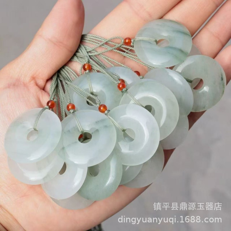 2026天山翠吊坠平安无事牌天然新疆金丝玉石平安扣面包牌玉坠子