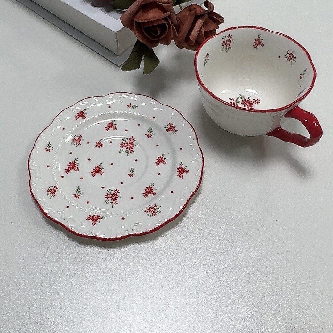 红色田园风陶瓷咖啡杯碟套装家用小花图案红边马克杯碟套装餐具