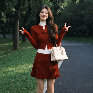 小香风氛围感红色花朵针织连衣裙女2026春季新款小个子套装短裙子