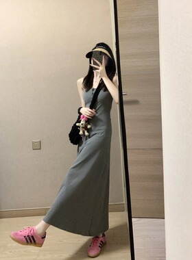 辣妹灰色吊带连衣裙女夏无袖背心裙子法式高级感气质显瘦包臀长裙