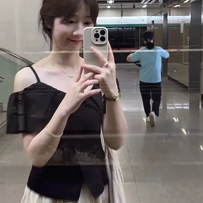 【赠送运费险】一字肩短袖t恤