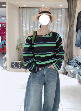 中性风绿色条纹印花长袖打底上衣女秋百搭露肩设计套头针织衫ins