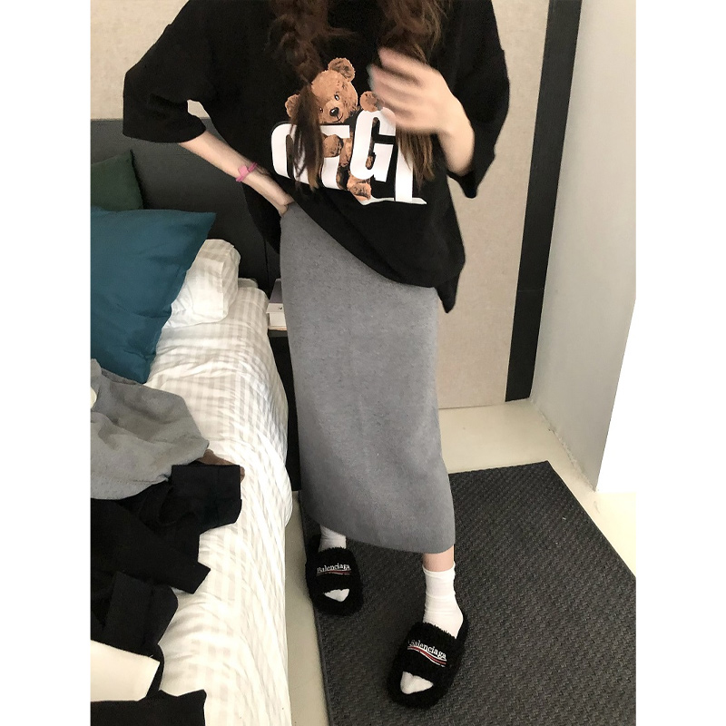 灰色软糯针织半身裙显瘦直筒a字