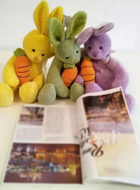 Color rich毛绒熊黄紫绿色丝绒小兔子爱吃萝卜公仔生肖本命年礼物