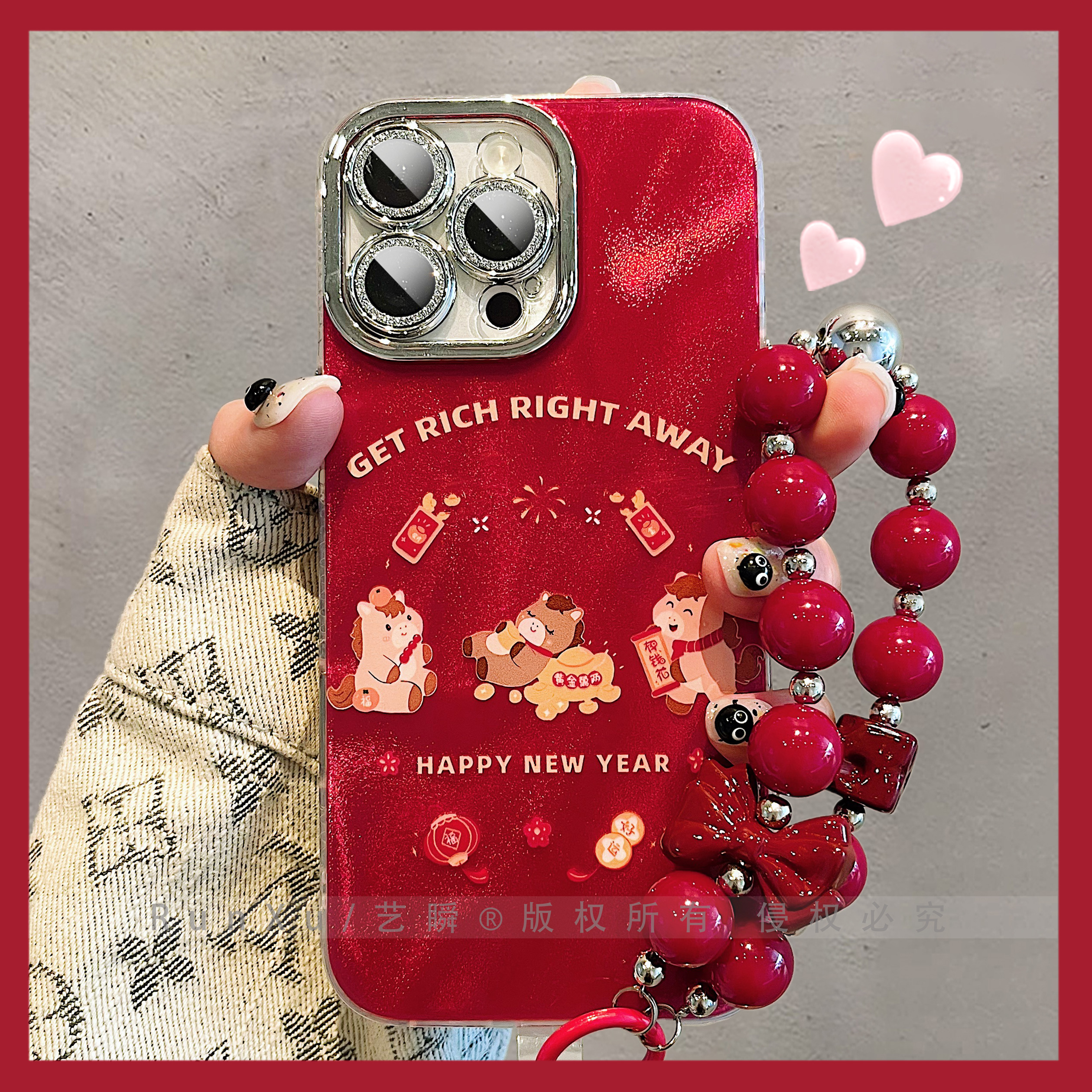 马年新款卡通可爱好运小马适用iPhone16ProMax手机壳15苹果17pro硅胶15全包镜头13红色喜庆过年14pro女保护套