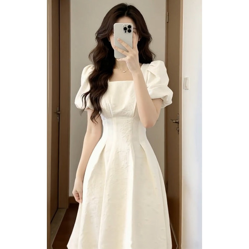 初夏绝美漂亮初恋白色泡泡袖连衣裙子女装2026新款夏季小个子长裙