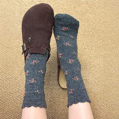 古早小碎花好韩好美~百搭中筒袜