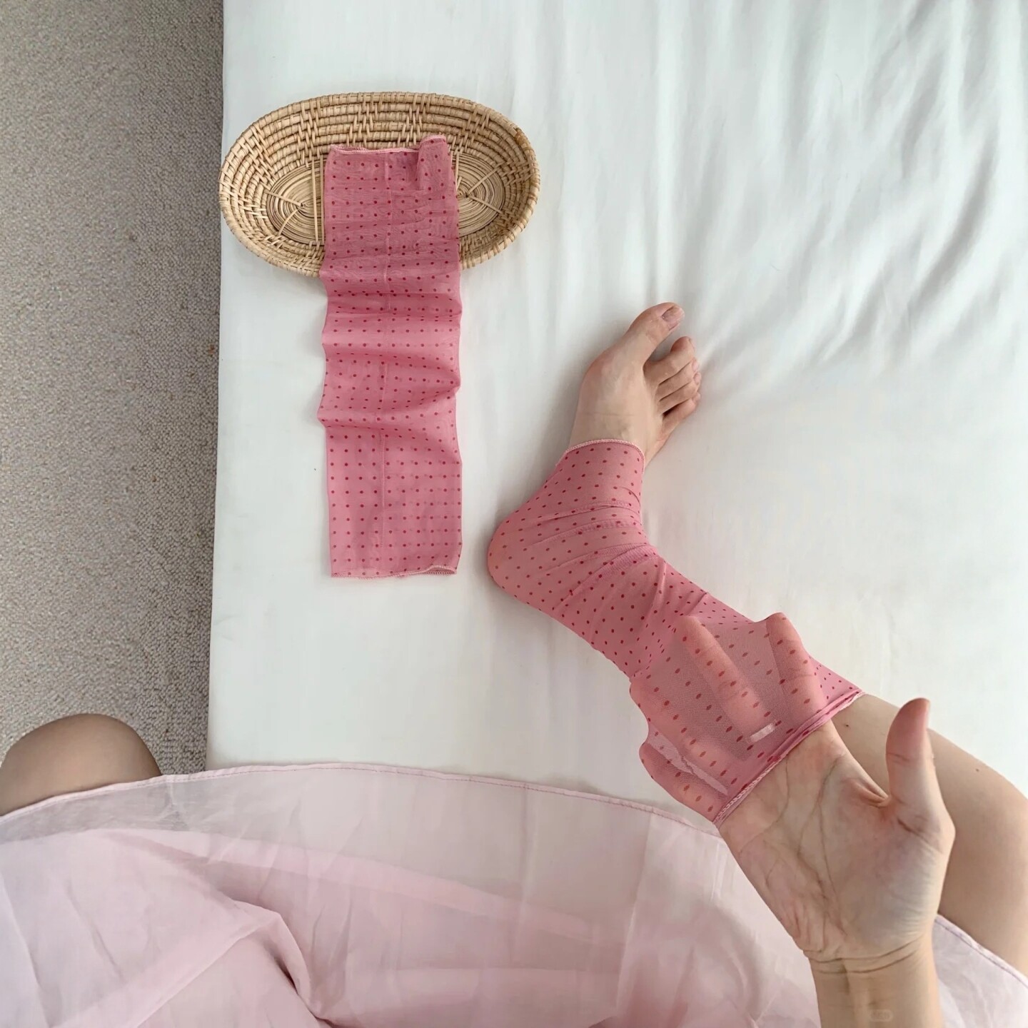 小波点超夏日~薄款波点踩脚袜套