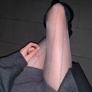 不装的丝袜姐不穿~.这条封神！2026新款清透爆闪银线灰色丝袜女款