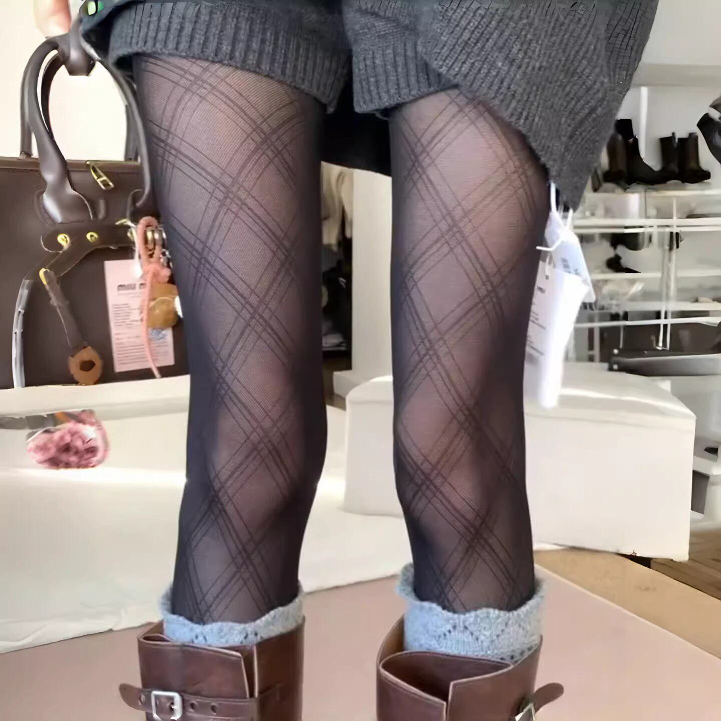 菱格黑丝你不要太行了！高级显瘦第一名！显腿很细很长！连裤袜女
