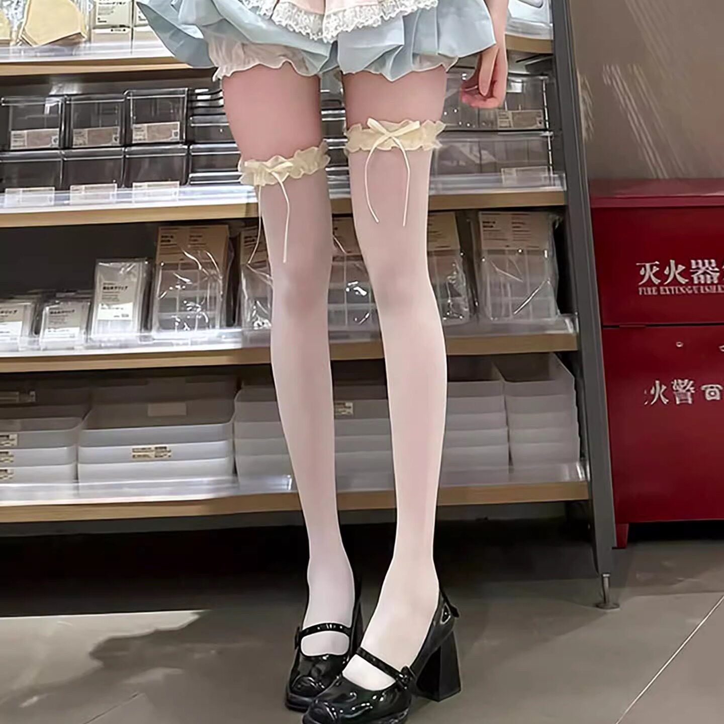 天鹅绒lolita白丝袜长筒可爱花边