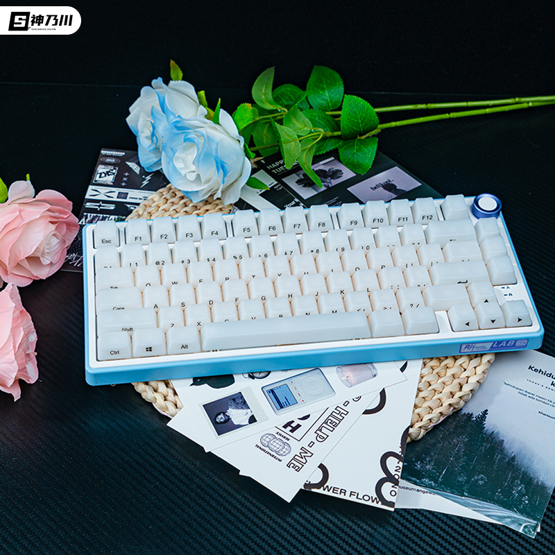 神乃川 透明雾白磨砂键帽104键OEM高度ABS无刻十字轴机械键盘键帽