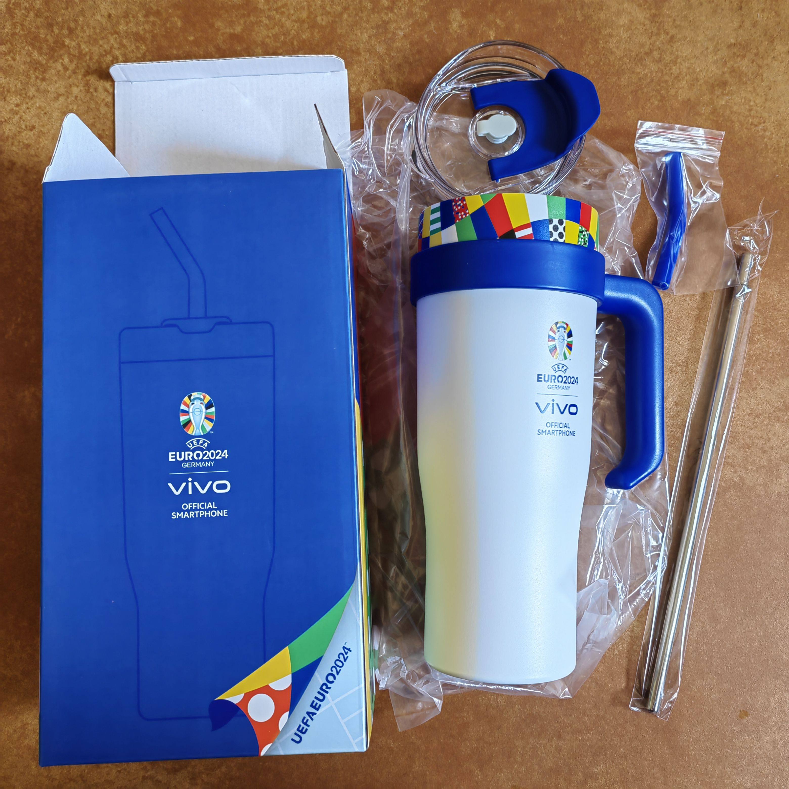 vivo欧洲杯联名定制大水杯水壶。