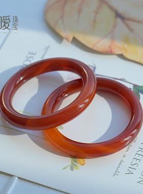 2025红玛瑙手镯女天然玉髓圆条南红镯子复古红色水晶玉髓手镯朋友