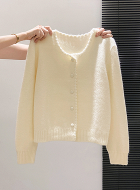 法式温柔风纽扣加厚毛衣针织开衫女2025秋冬新款宽松显瘦百搭上衣