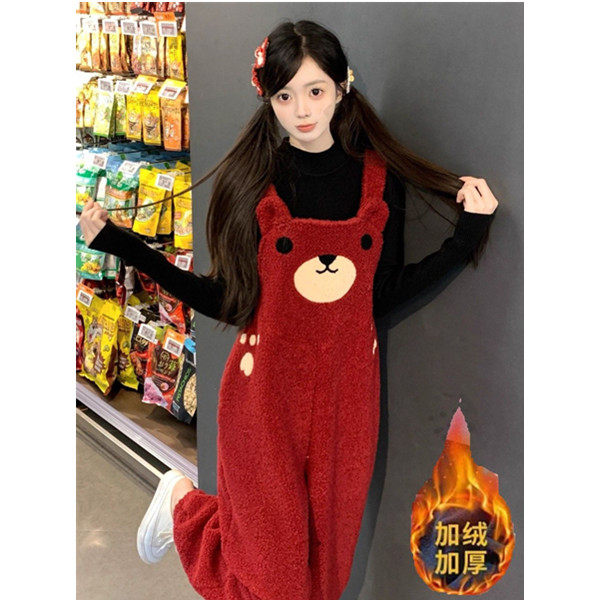 红色本命年过年衣服女秋冬大码甜妹减龄加绒加厚小熊羊羔绒背带裤