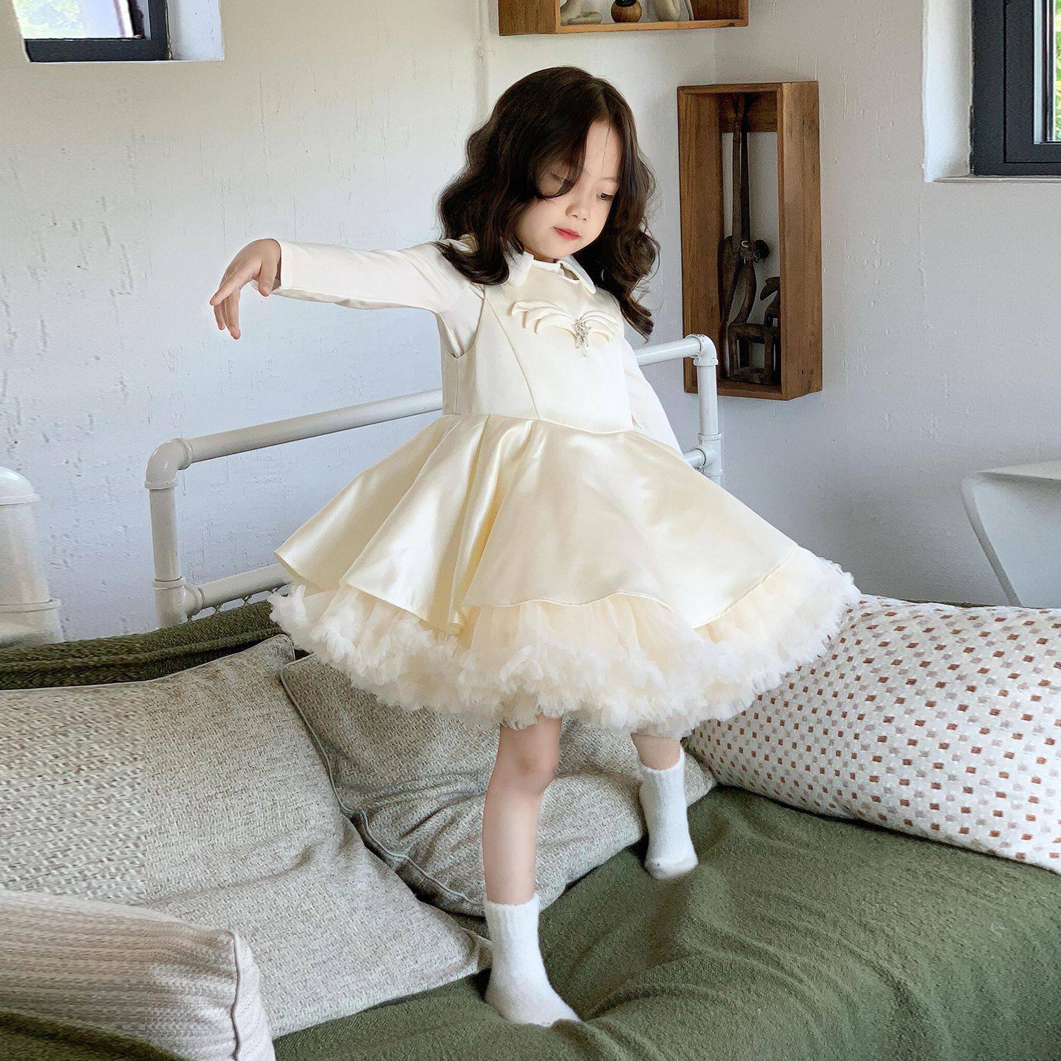 法式女童2025秋冬新款珠光白色天鹅梦网纱tutu裙女孩洛丽塔公主裙