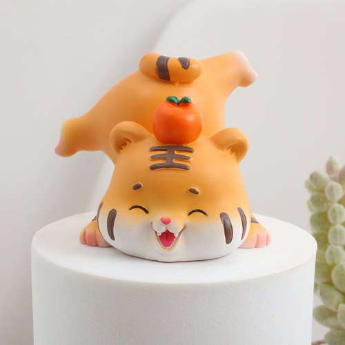 Творческий непослушный маленький тигр милый тигр интерьер ювелирные украшения тигр молодой зодиак -корзина мультфильм